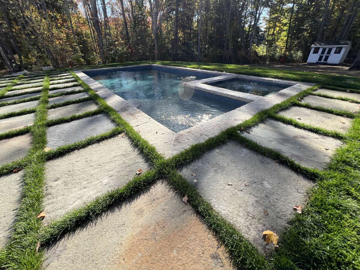 The language of stone: Stone Curators